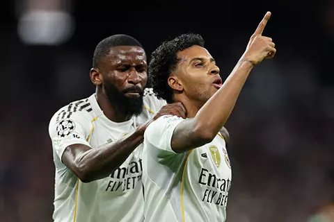 ماركا: ثنائي ريال مدريد مهدد بالغياب عن مواجهة موناكو